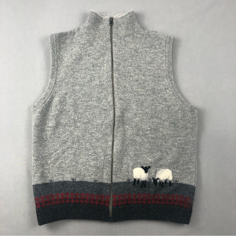 Woolrich Women’s Zip-Front Lambswool Vest with Grazing Sheep